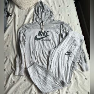 NIKE sportswear matching set